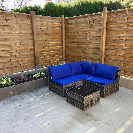 Holiday home Jolie Maison Douillette Avec Cour & Parking Prives *